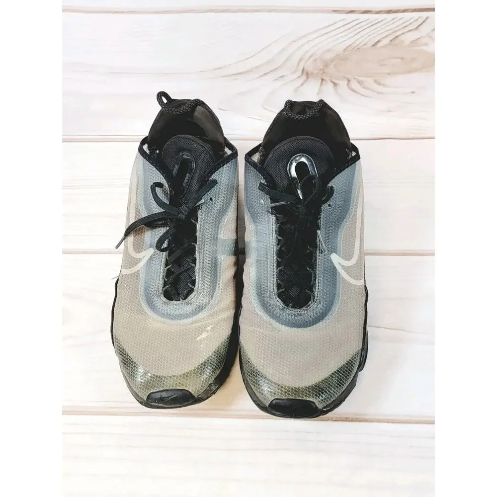 Nike Air Max 2090 Mens 10 Black Metallic Silver BV9977-001 Running Shoes